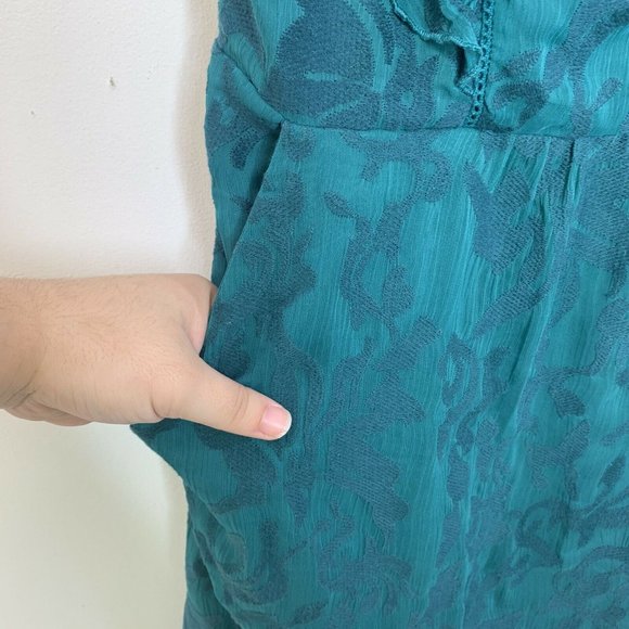 Anthropologie Fluttered Scrollwork Dress Size 2 - Picture 6 of 9